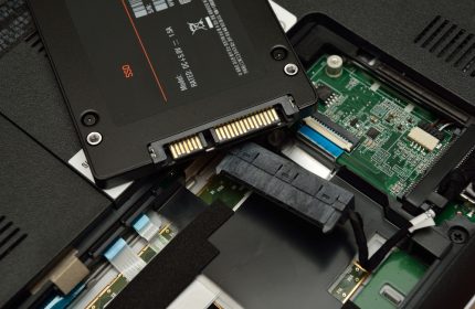 SSD Harddisk Alıp Laptop’a Monte Etmek ve Kullanmak
